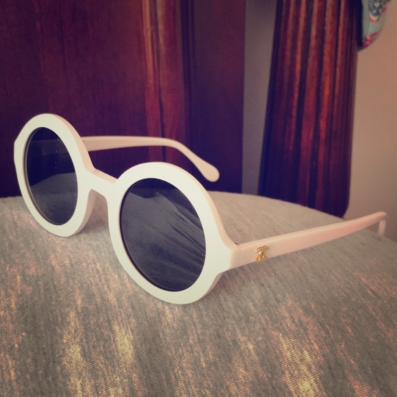 CHANEL Accessories - Chanel Vintage White Round Sunglasses